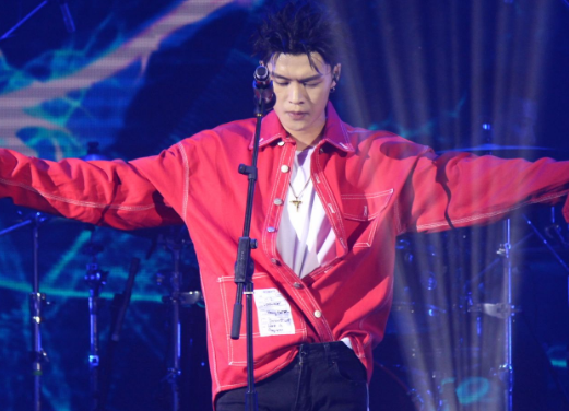 《镇魂》片尾曲只是太在意歌词 演唱者来自是谁