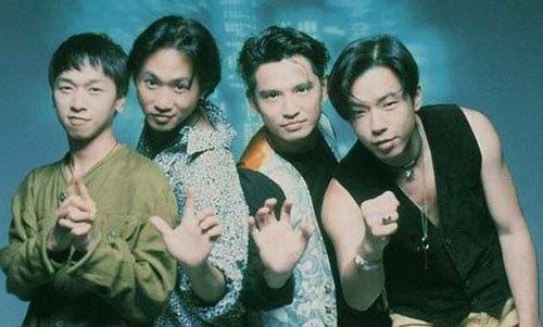求《不再犹豫》中文谐音歌词？拜托了各位 谢谢
