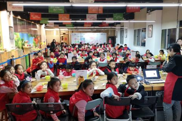 台语说“充三小”是什么意思?
