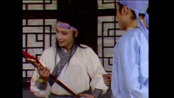 邢夫人既然未生子女，那贾琏来自的生母是谁？贾琏和贾迎春是否为同胞兄妹？