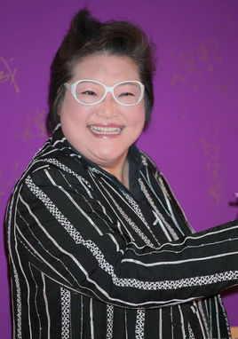 这肥婆叫什么古林露两也乙成粒陆元？总演女犯人大姐大