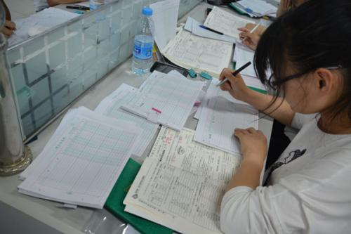 女生初中毕业生学什么专业好