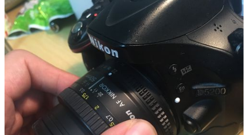 尼康50mm定焦镜头的问题
